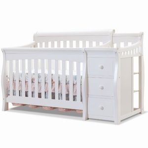 Meet your Posher, Amparo